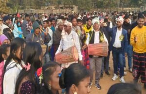 गिरिडीह काॅलेज के छात्रवास मैदान में बड़े धूमधाम से मनाया गया सोहराय पर्व। संथाल समाज का देखा गया, परंपरा, प्रकृति और प्रेम का उत्साह
