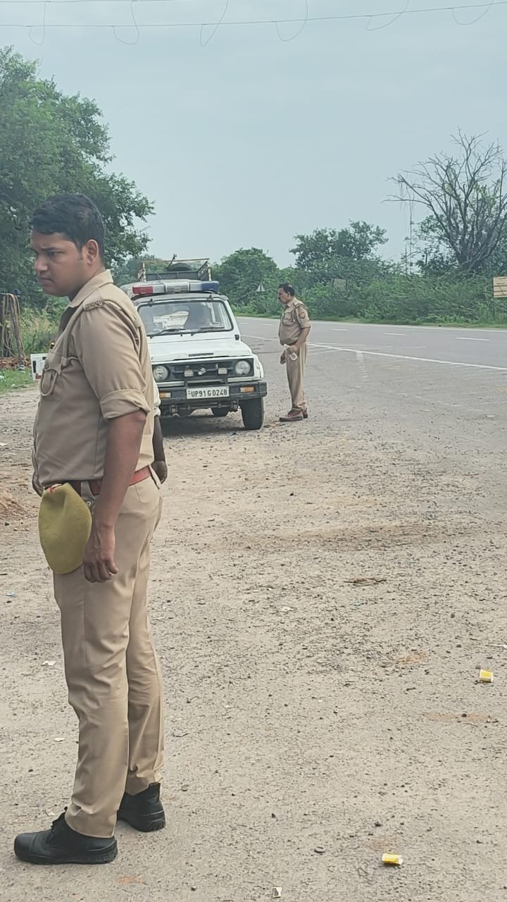 हमीरपुर :अज्ञात डंपर के नीचे सो रहे इंजन मिस्त्री को कुचला, दर्दनाक मौत, नरायच गांव के पास NH-34 पर हादसा, चालक डंपर लेकर फरार