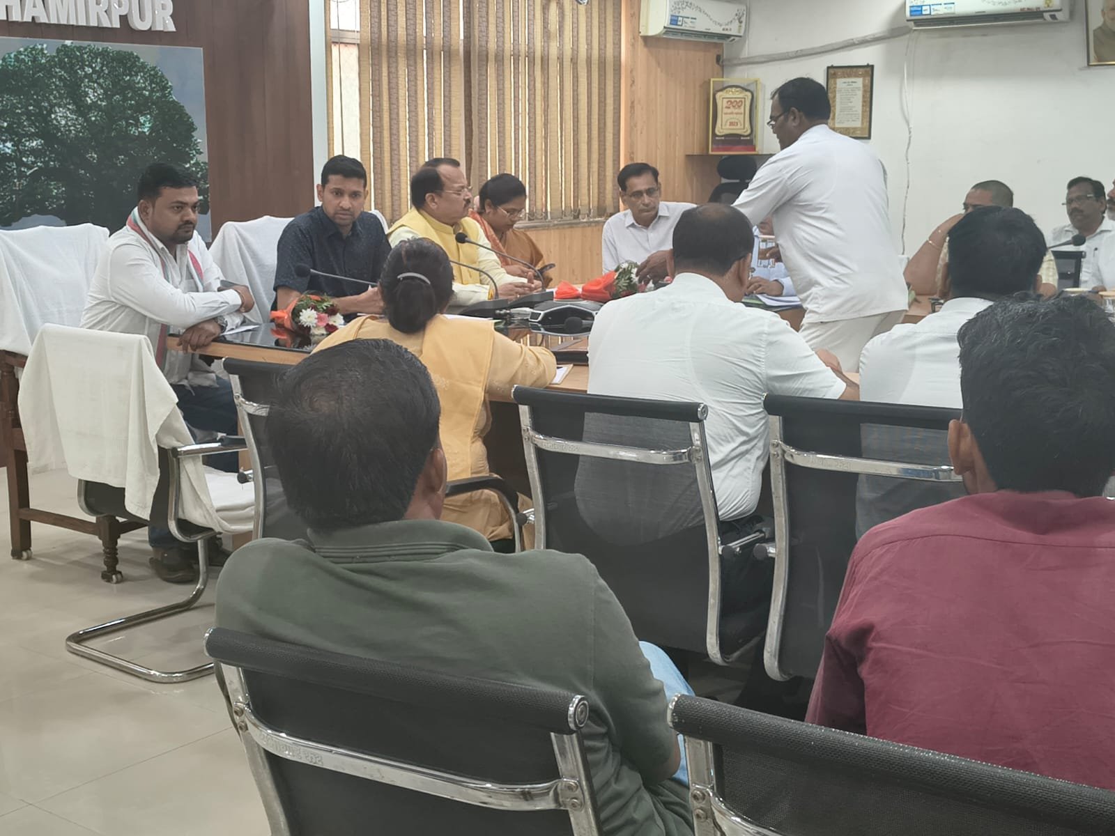 हमीरपुर :जिला खनिज फाउंडेशन न्यास (DMF) की शासी परिषद एवं प्रबंध समिति की संयुक्त बैठक संपन्न