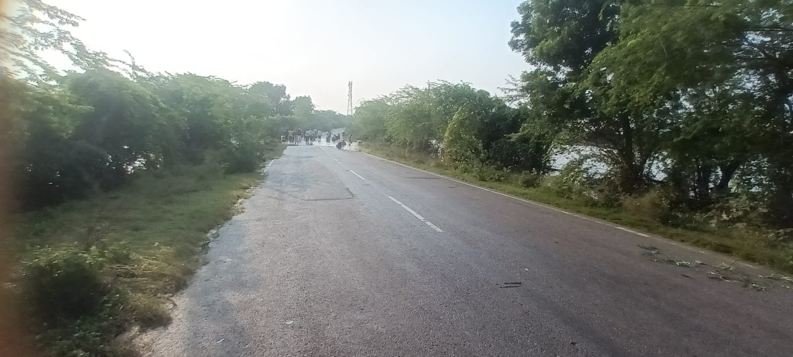 हमीरपुर :तीन दिन की बारिश के बाद मिली राहत, श्याम नाला का जलस्तर घटा,कपसा मार्ग पर आवागमन बहाल, दर्जनों गांवों का टूटा संपर्क फिर जुड़ा
