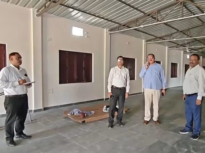 मुख्य विकास अधिकारी महोदय ने पहाड़ी विकासखंड का निरीक्षण किया