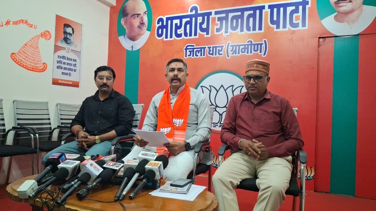 चुनाव आयोग और संवैधानिक संस्थाओं पर सवाल उठाने से पहले तथ्यों की जांच करे कांग्रेस : चंचल पाटीदार
