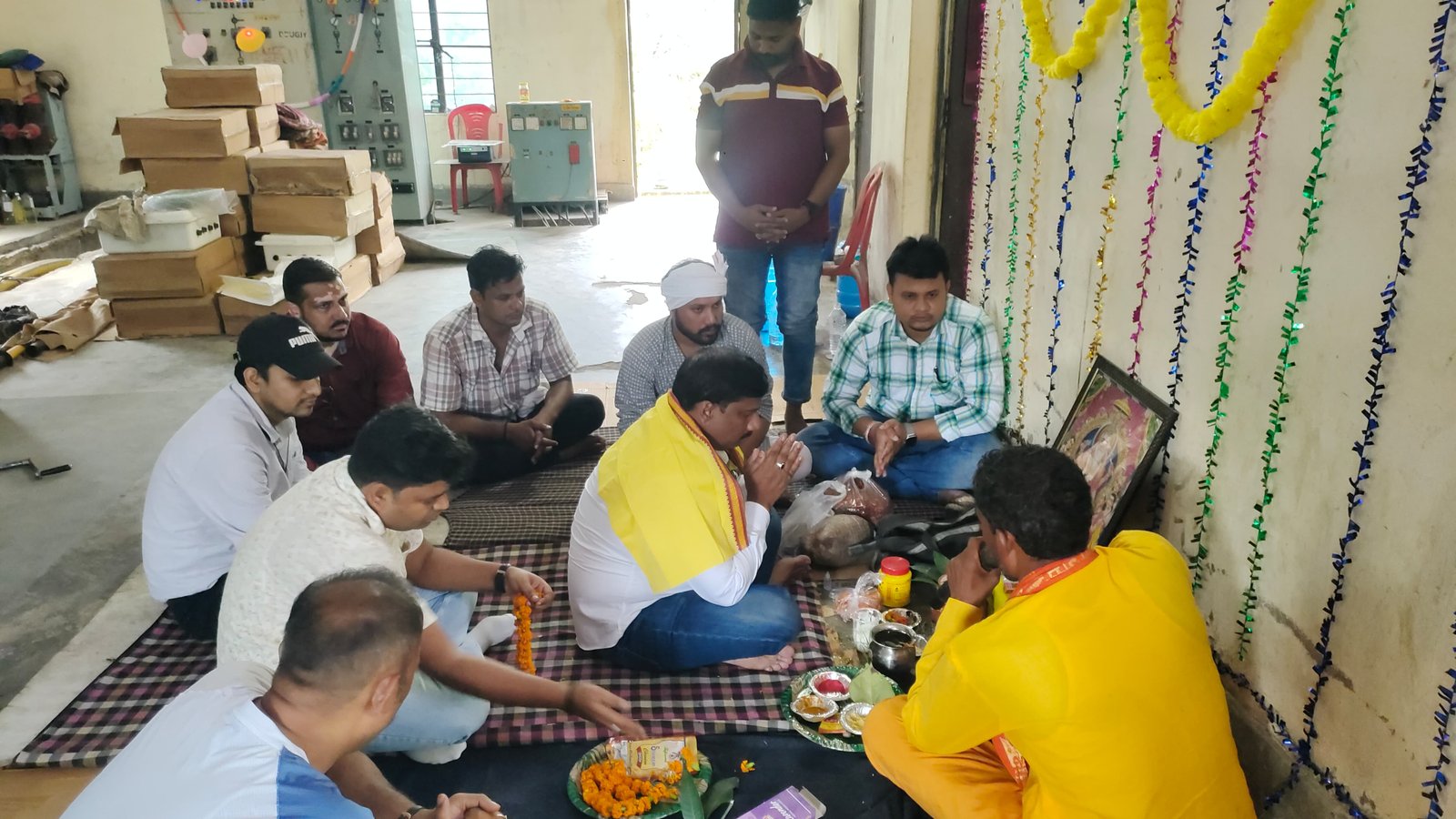 घर-घर पूजे गए आदि शिल्पी भगवान विश्वकर्मा जी