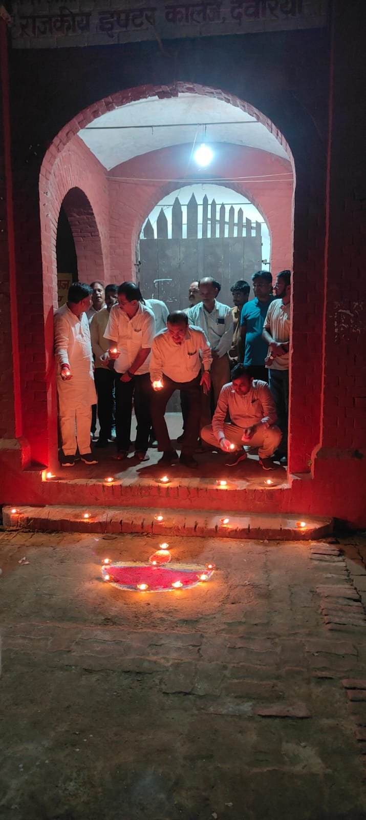 सेवा दिवस आशीर्वाद का दिया जलाया गया एवं विश्वकर्मा पूजा तथा प्रधानमंत्र जी का जन्मदिन सबने अपने अपने ढंग से मनाया।
