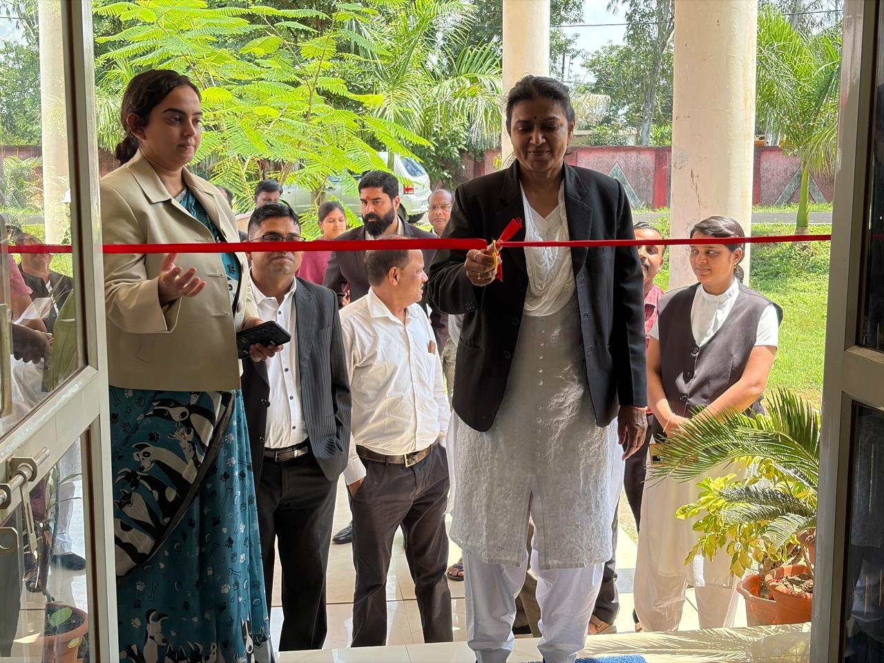 जिला विधिक सेवा प्राधिकरण डिण्डोरी में जिला चिकित्सालय डिण्डौरी के सहयोग से विशेष स्वास्थय परीक्षण शिविर का आयोजन