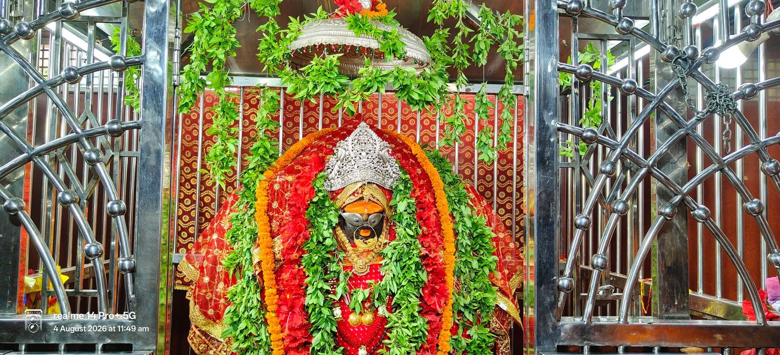 *पड़री बाजार से मां चंडिका धाम जाने वाले मार्ग की हालत खराब, स्कूली बच्चों