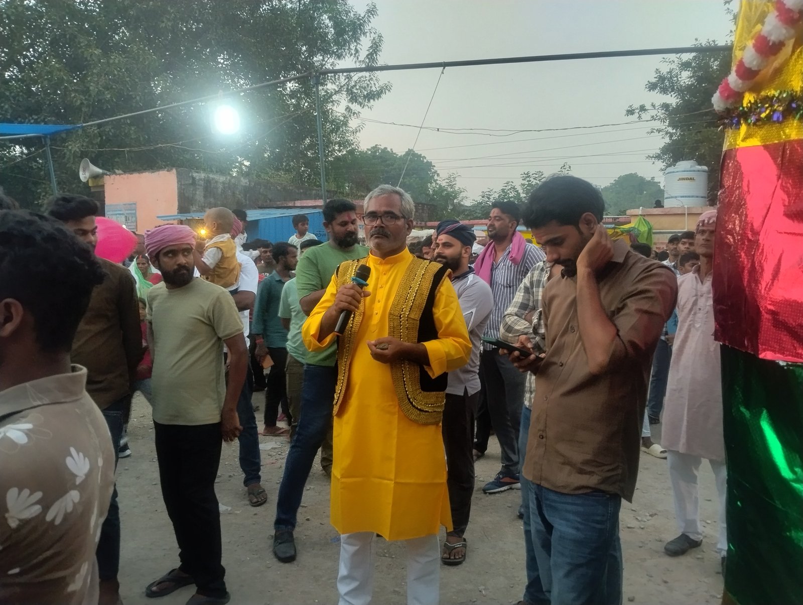 *श्रीराम ने रावण का किया, बध जयकारों से गूंजा क्षेत्रः दशहरा पर्व पर रामलीला मैदान में उमड़ी भीड़, अधर्म पर धर्म की जीत का संदेश*
