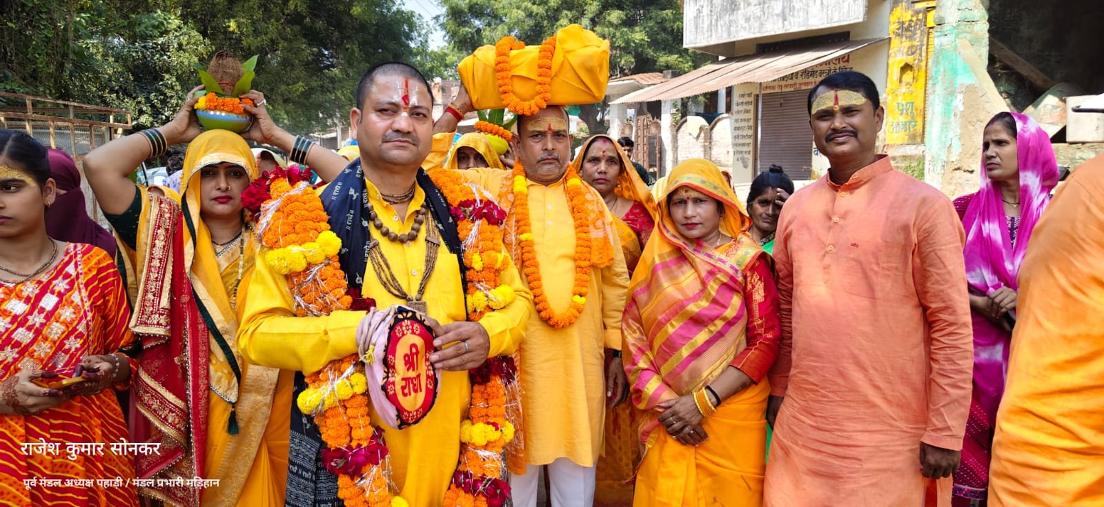 *🔱 पड़री में शिवमय हुआ पूरा क्षेत्र: श्री शिव महापुराण कथा में उमड़ रहा श्रद्धालुओं का जनसैलाब, प्रतिदिन 3 से 4 हजार भक्त कर रहे भगवान भोलेनाथ की महिमा का श्रवण*