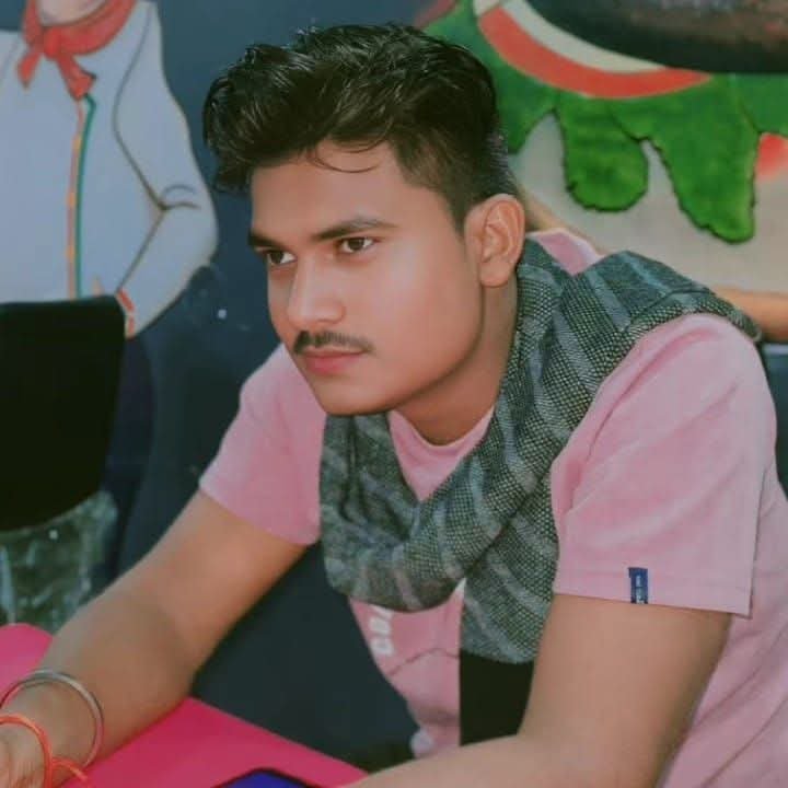 हमीरपुर :रात में पेशाब करने के लिए उठा था युवक, पंखा ऊपर गिरने से लगा करंट; तीन भाइयों और तीन बहनों में सबसे छोटा था मृतक