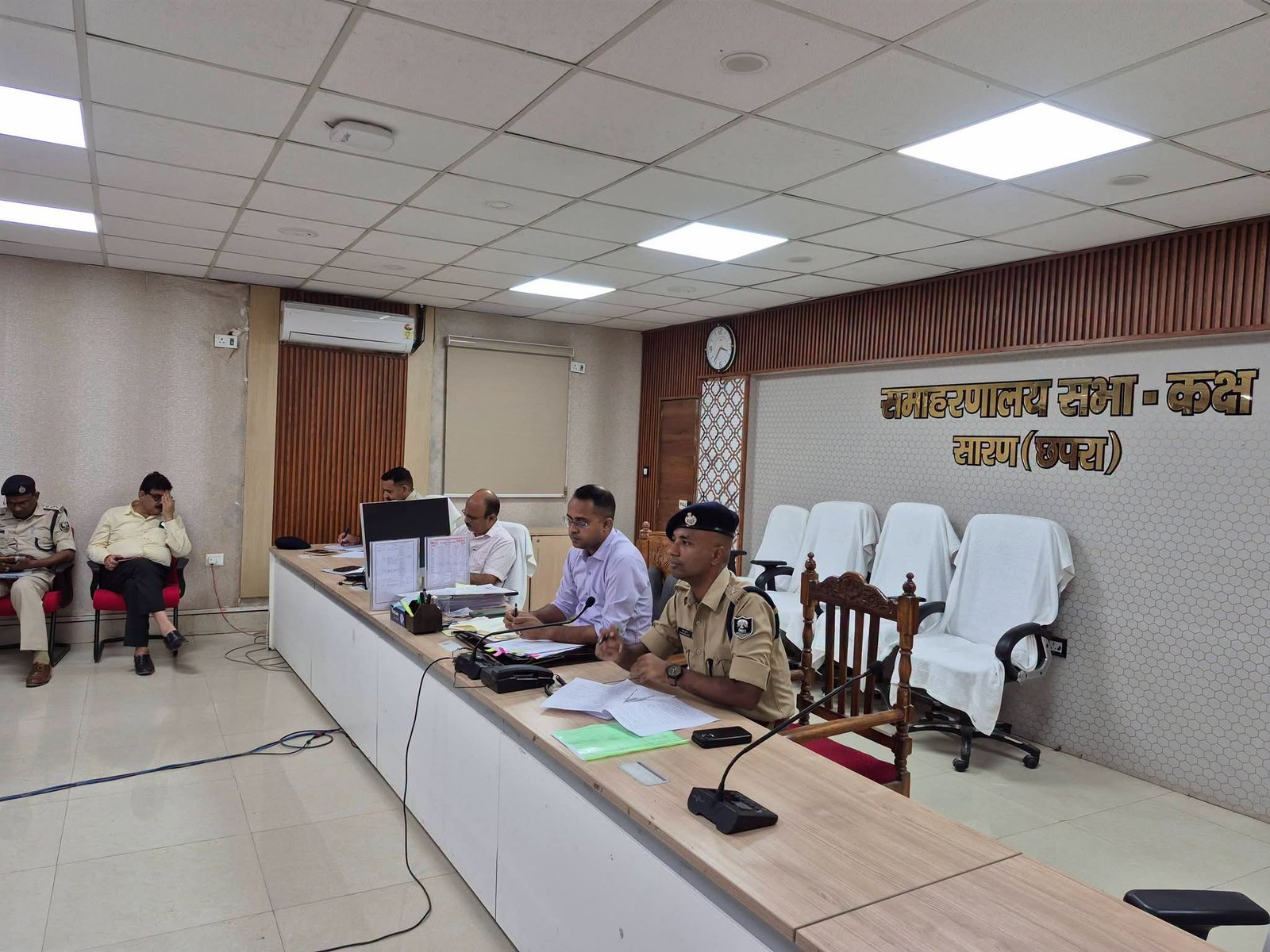 दुर्गा पूजा एवं रावण वध को लेकर सारण जिला प्रशासन अलर्ट, सभी पूजा पंडालों में लाइसेंस और अग्नि सुरक्षा अनिवार्य