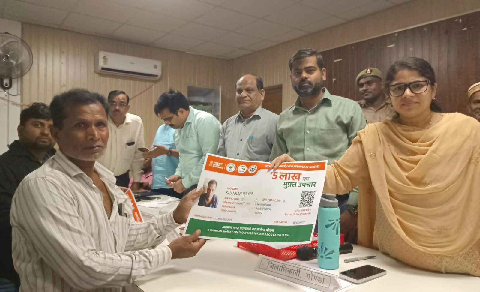 सम्पूर्ण समाधान दिवस गोण्डा सदर में 135 शिकायतों में से 05 का मौके पर ही किया गया निस्तारण*