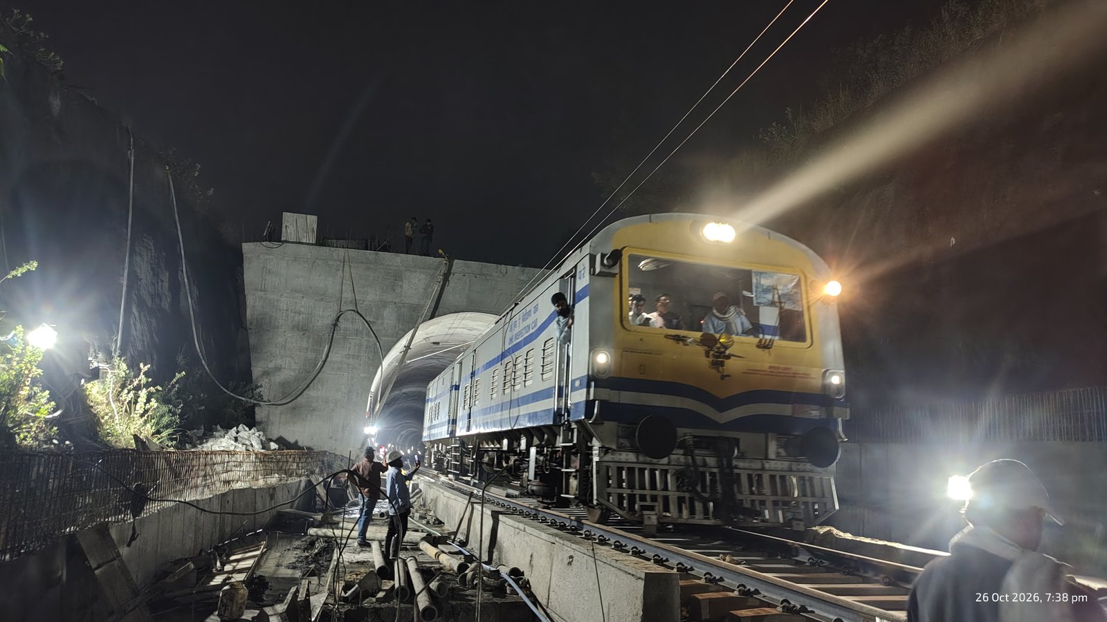 टीही टनल में टावर वैगन का सफल परीक्षण, धार में रेल परिचालन की उम्मीद बढ़ी