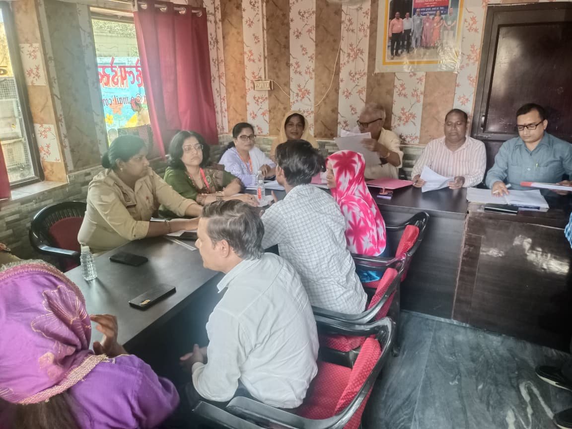 वाला कोतवाली कापरामर्श केंद्र तीन बिखरे परिवारों को फिर जोड़ा