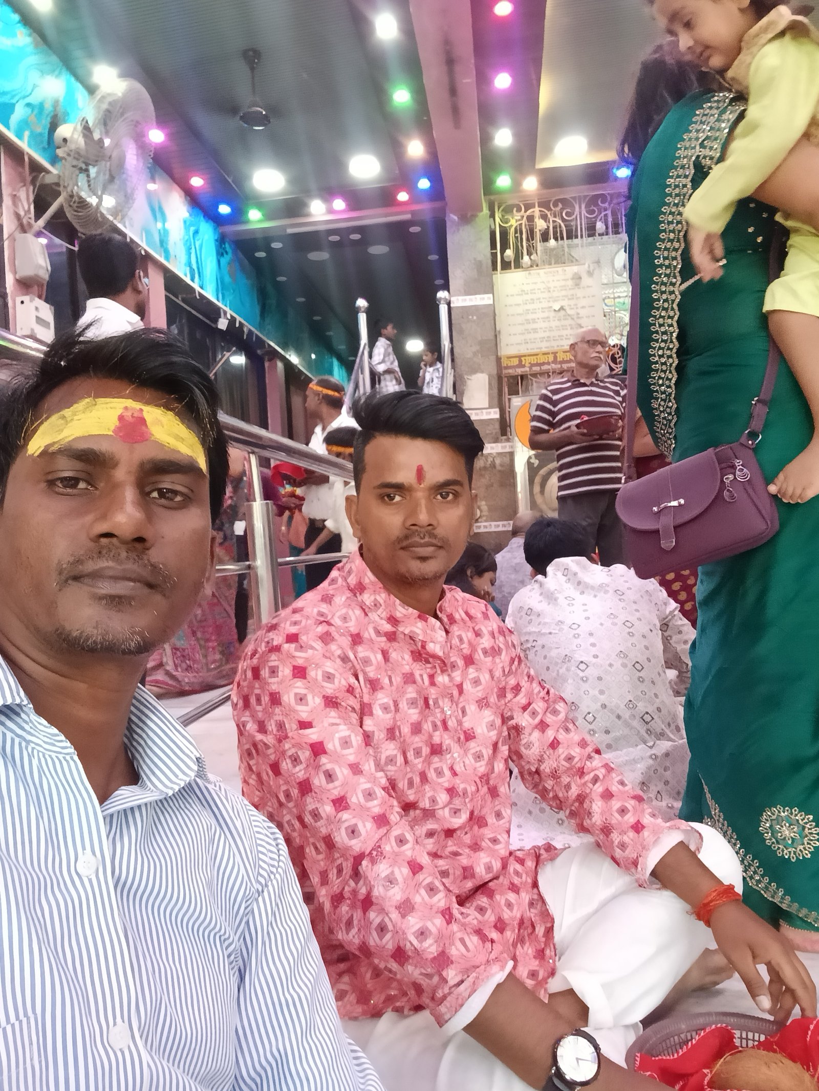 बखोरापुर मंदिर में अष्टमी पर उमड़ा आस्था का सैलाब