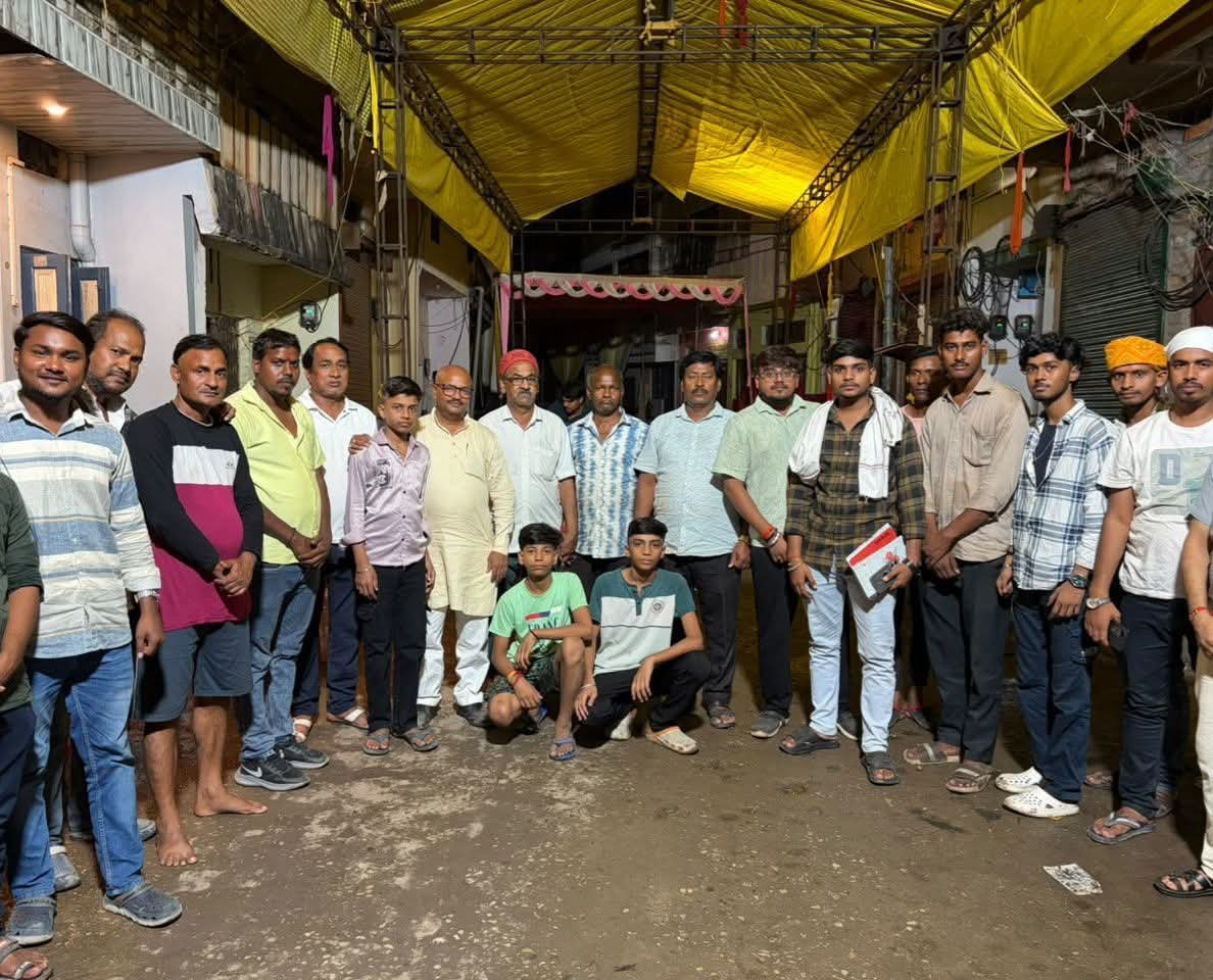 मां दुर्गा पूजा समिति चूड़ी गली एक आवश्यक बैठक हुई संपन्न