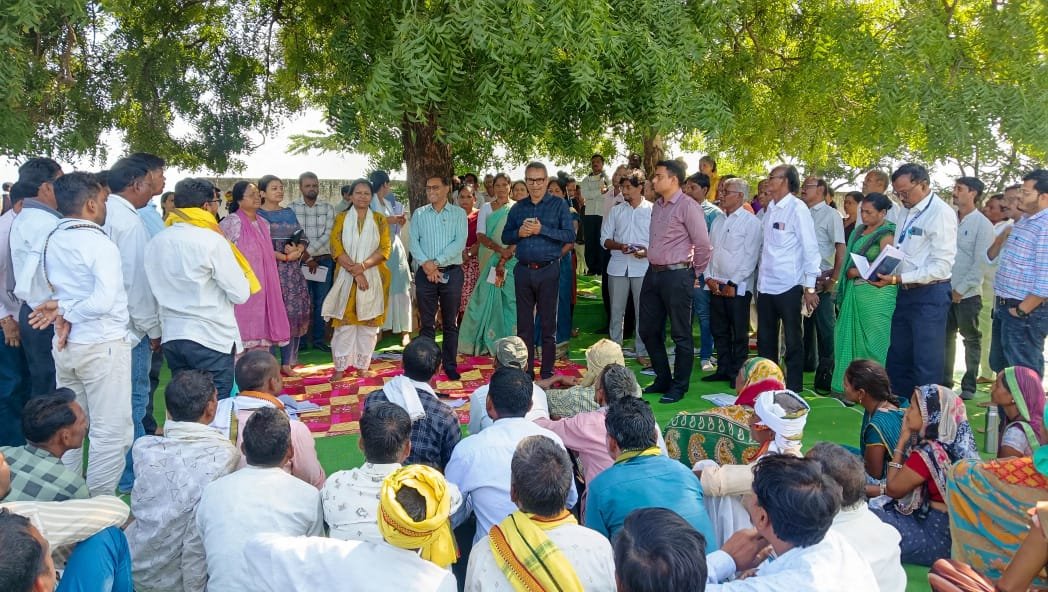 कौड़िया में जनविश्वास अभियान, 20 नवंबर तक फौती नामांतरण के निराकरण के निर्देश
