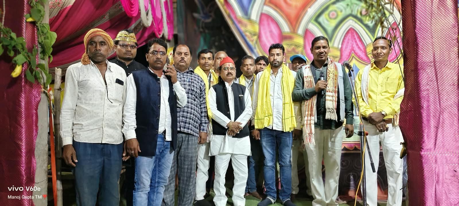 रामलीला के नौवे दिन उद्घाटन करने पहुंचे सांसद छोटेलाल खरवार जी के सामने ग्रामीणों ने रखी अपनी समस्याएं