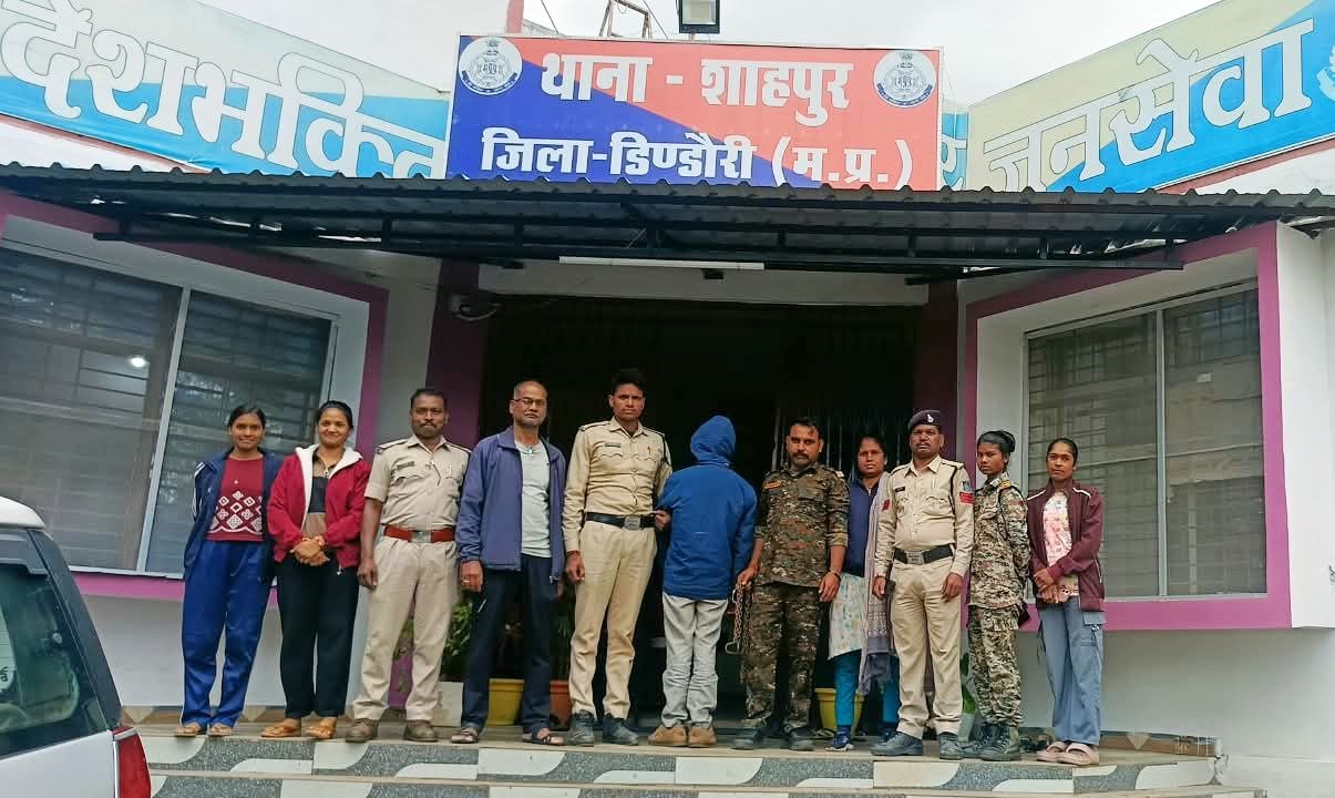 अवैध गांजा तस्करी पर डिण्डौरी पुलिस की प्रभावी कार्रवाई, 06 किलो 228 ग्राम गांजा सहित मोटरसाइकिल एवं मोबाइल जब्त, एक आरोपी गिरफ्तार